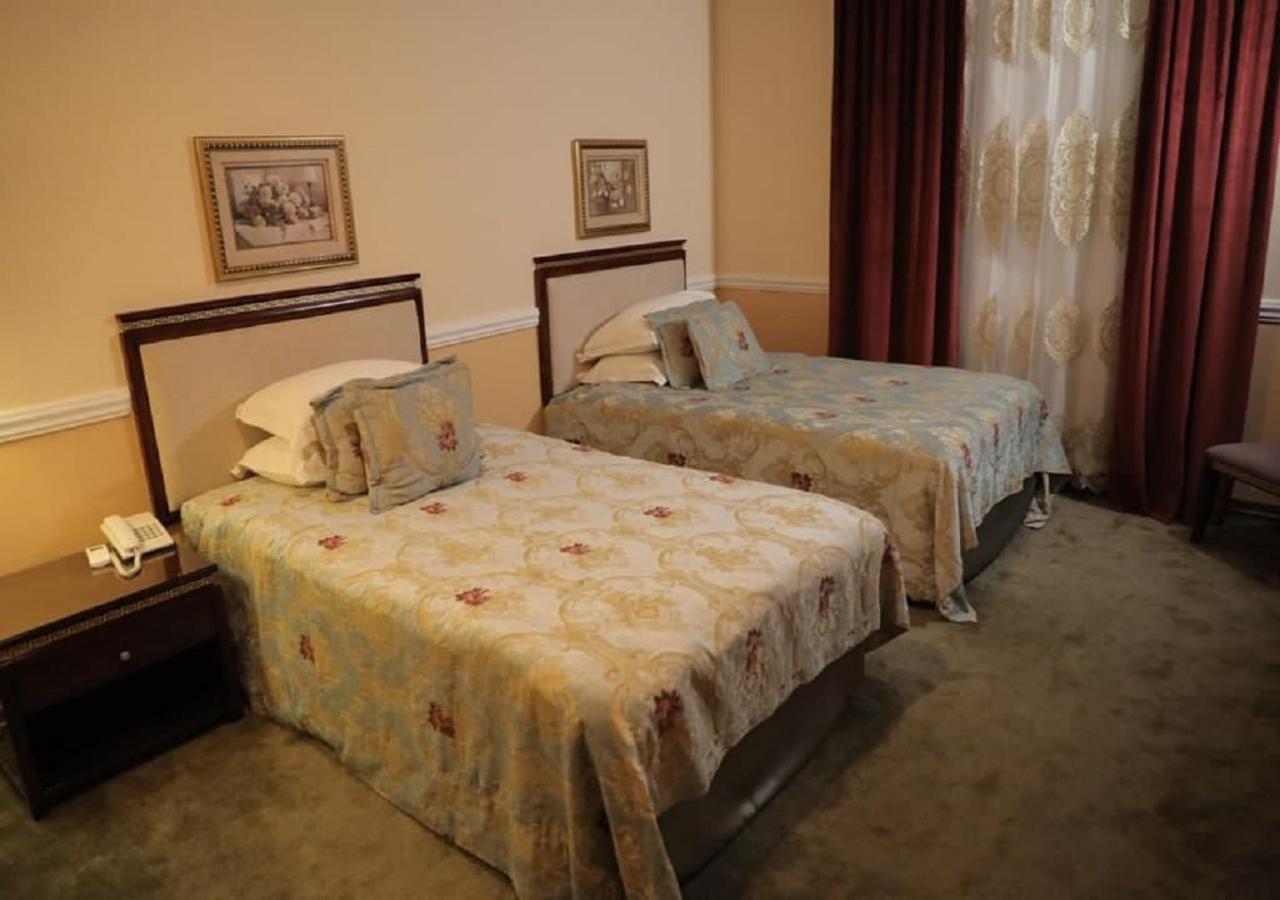 Hotel Bek Tashkent Ngoại thất bức ảnh