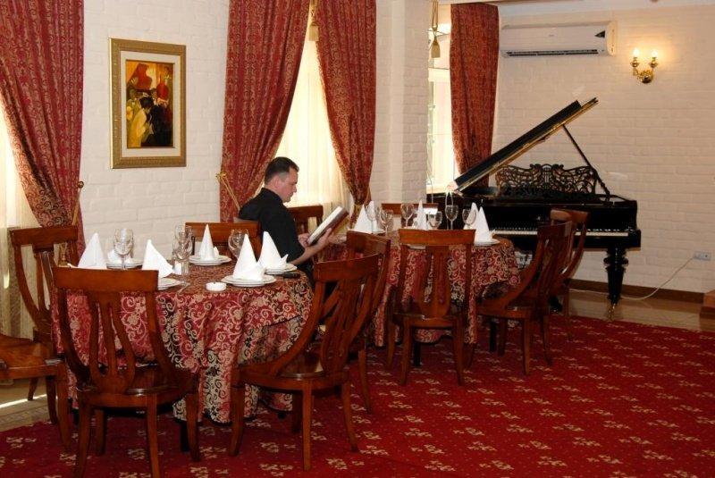 Hotel Bek Tashkent Ngoại thất bức ảnh