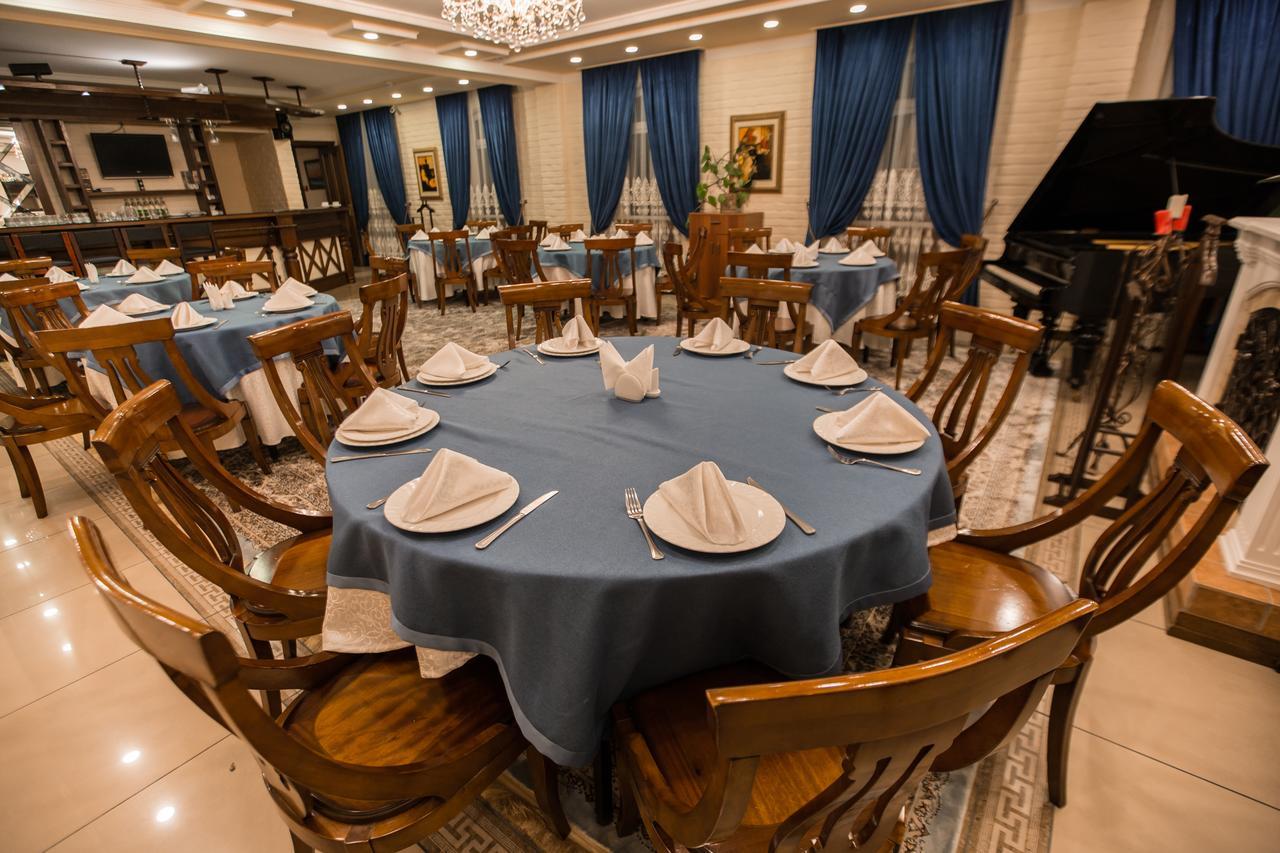 Hotel Bek Tashkent Ngoại thất bức ảnh