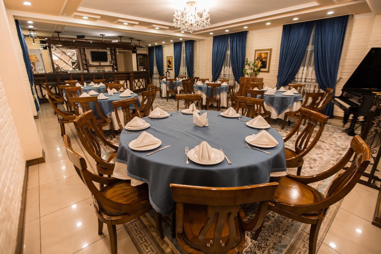Hotel Bek Tashkent Ngoại thất bức ảnh
